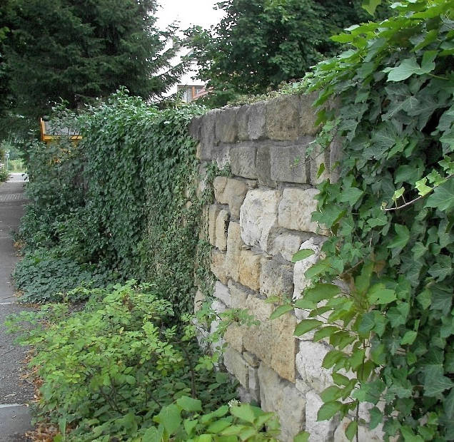 Sansteinmauer